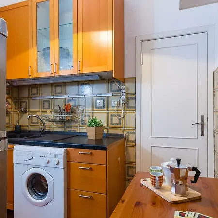 Monti Apartment