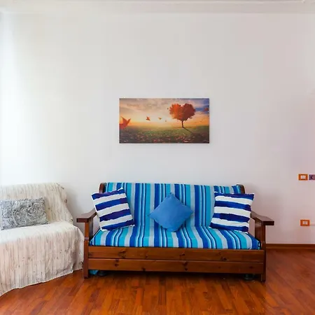 Apartment Monti Rom